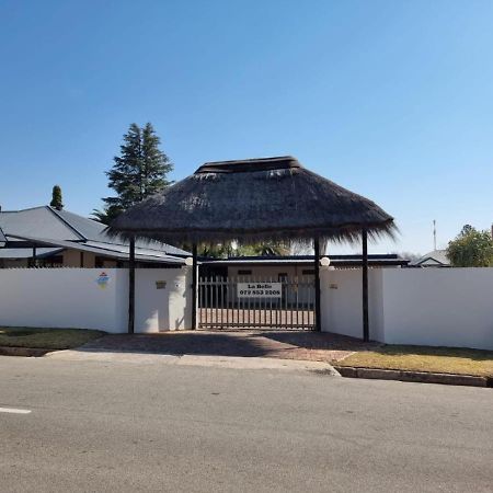 La Belle Guesthouse Парейс Екстериор снимка