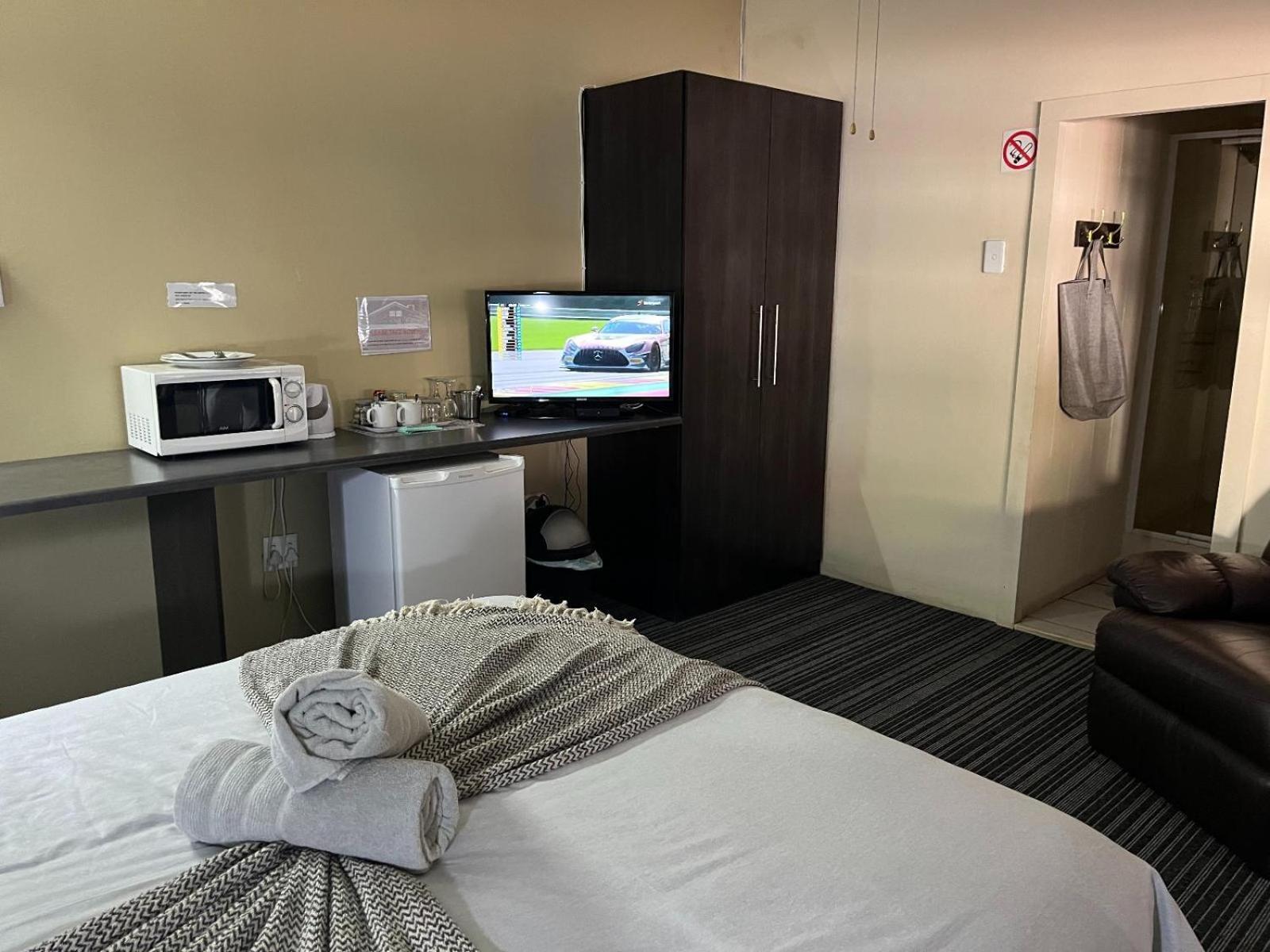 La Belle Guesthouse Парейс Стая снимка